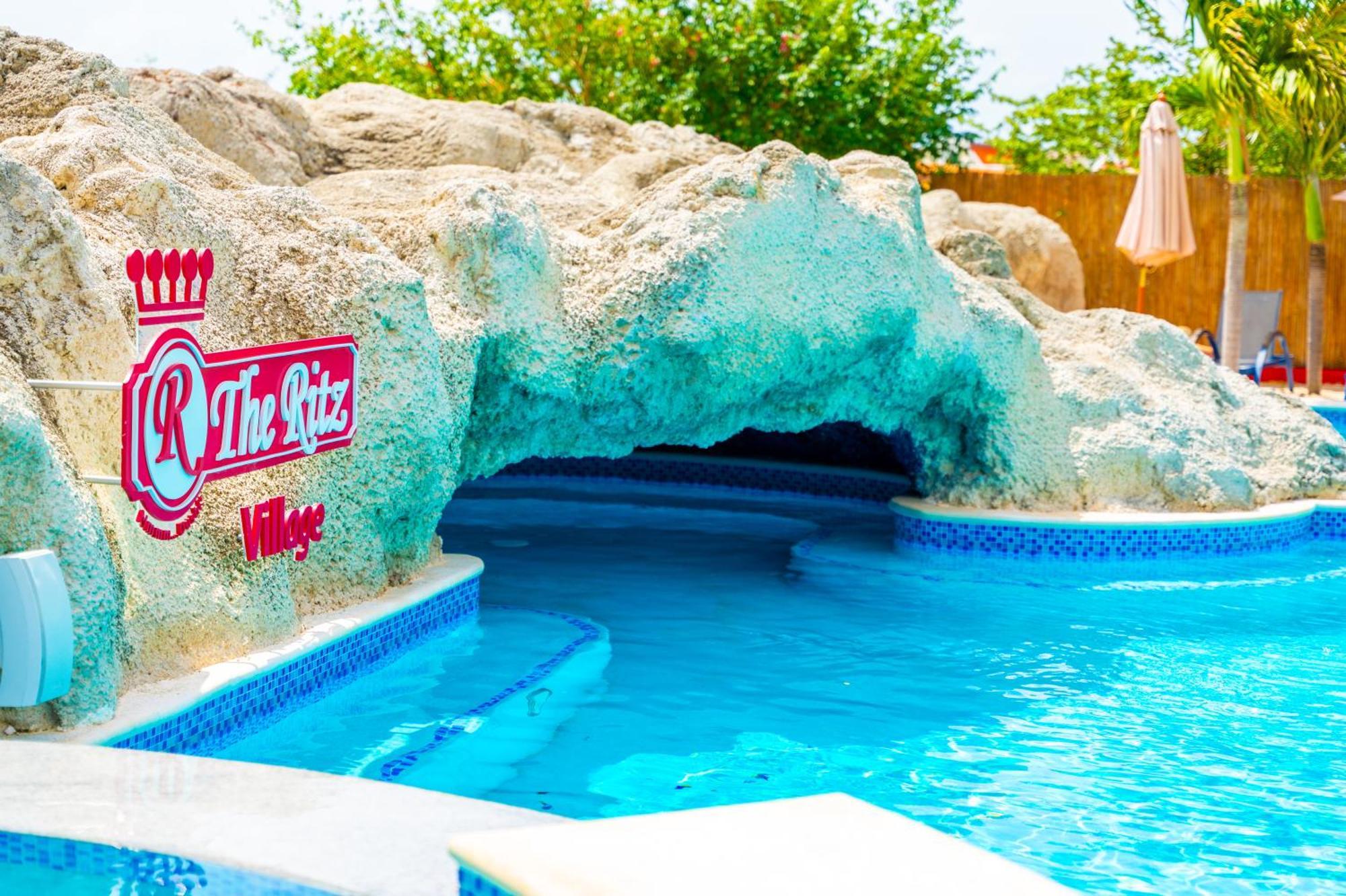 The Ritz Village (Adults Only) Willemstad Eksteriør bilde